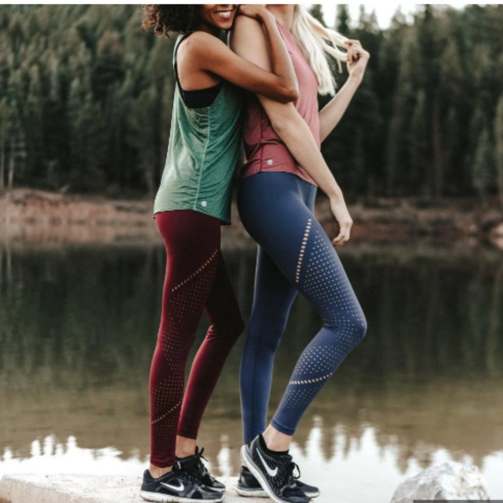 Senita Athletics Lux Alpine Laser Cut Leggings - Mulberry